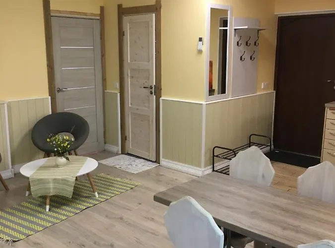 Reinholdi Puhkemaja Дом отдыха Jabara