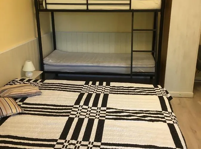 Reinholdi Puhkemaja Дом отдыха *